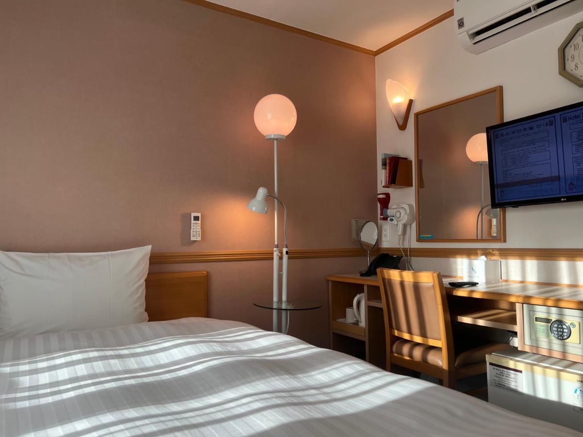 Toyoko Inn Busan Seomyeon Eksteriør billede